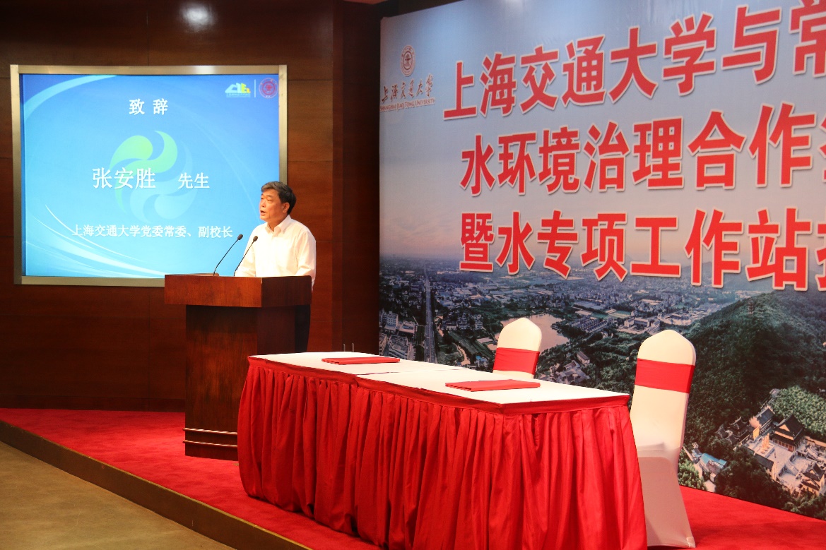 4e799cc0b187e87c2629b8b643b16b71.jpg 4e799cc0b187e87c2629b8b643b16b71.jpg